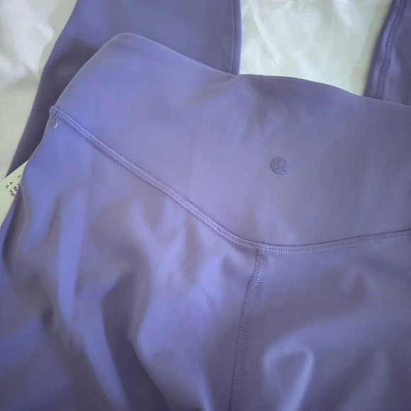 🆕💜 Lululemon Wunder Under SmoothCover High Rise Tights 25” - Dark Lavender - Picture 5 of 9